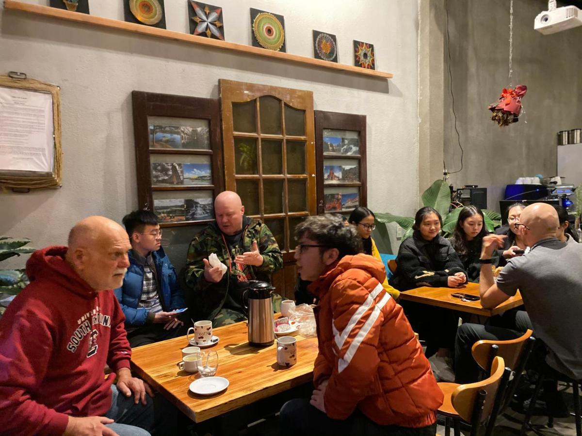 Ở trọ Hostel-john Cafe And Beer *